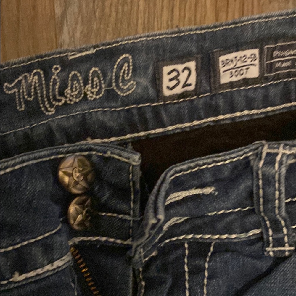 Classic Blue Straight Leg Jeans for Women - Picture 3 of 5